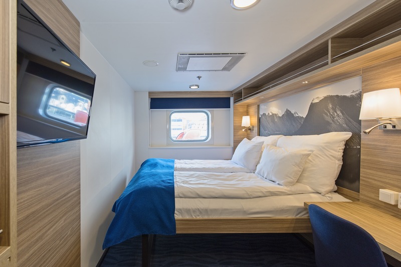 Polar Outside | Double on upper or promenade deck with window (restricted view)